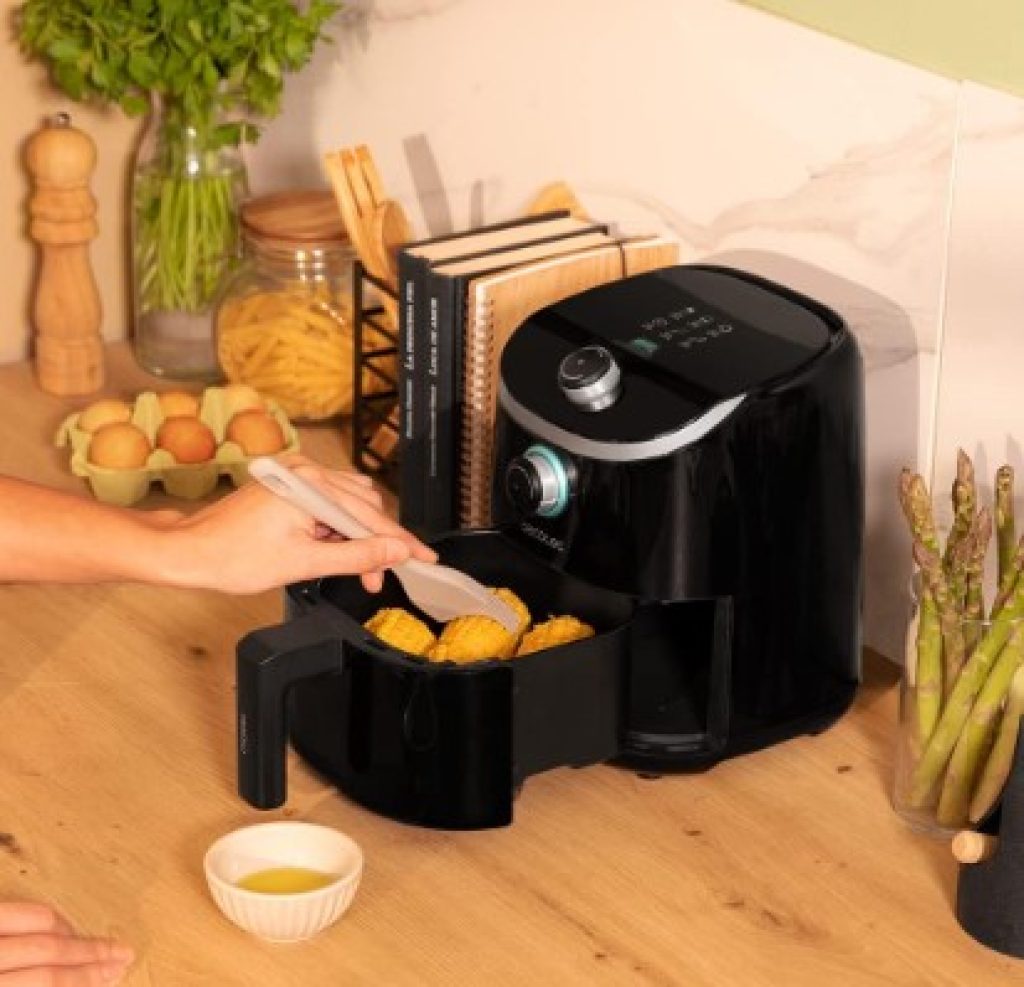 Freidora de aire Cecotec 2 L - Cecofry Compact 2000, 900 W, Tecnología PerfectCook, Termostato, Temperatura y Tiempo Regulable