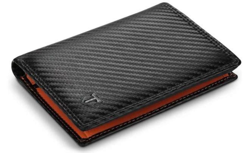 TEEHON Cartera Hombre, Cartera Vertical Cuero de Fibra de Carbono, con RIFD Protección, 13 Ranuras para Tarjetas, con Cremallera, Regalo para Hombre de Navidad, Cumpleaños(Negro y Naranja)