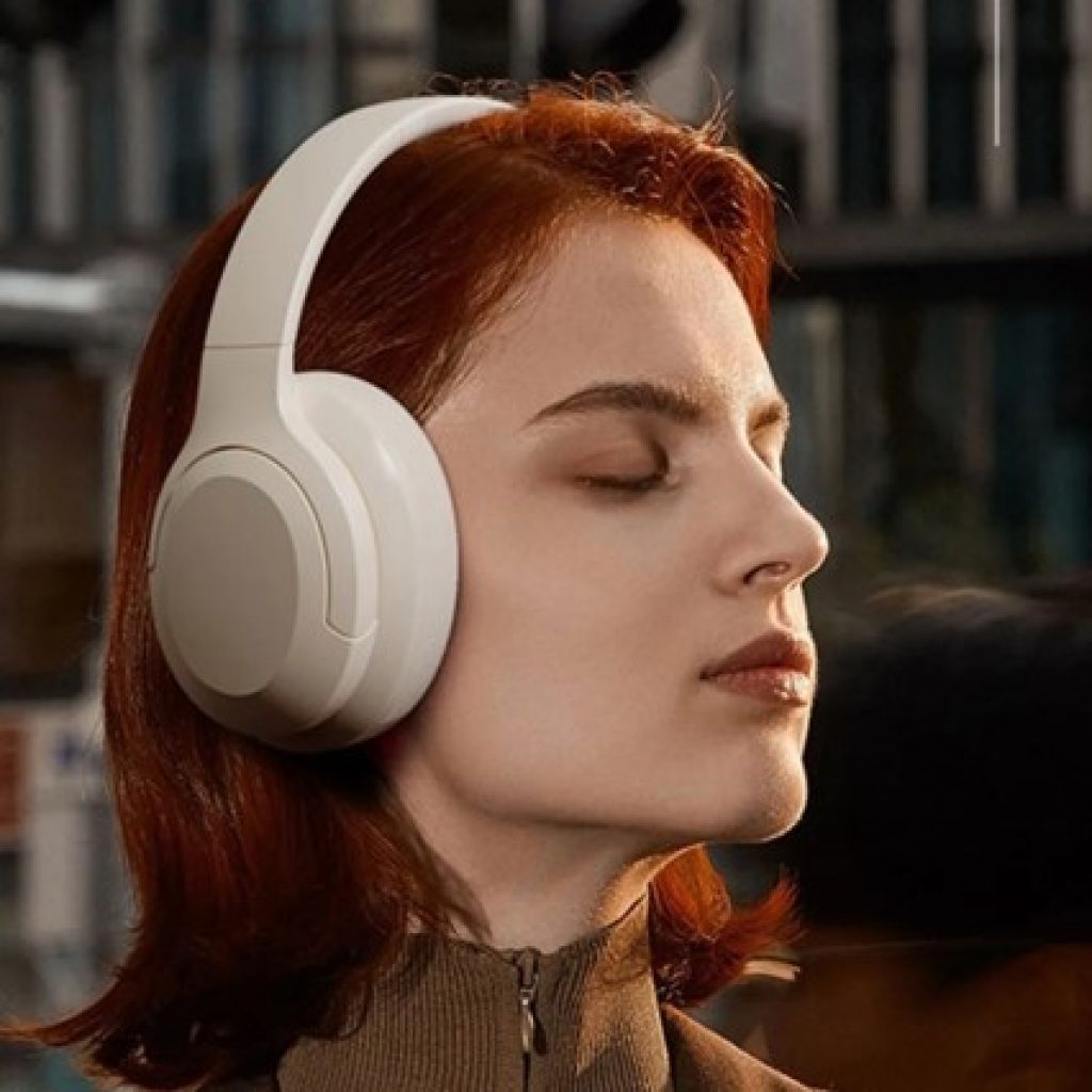 Lenovo auriculares inalámbricos TH30 en oferta en Miravia