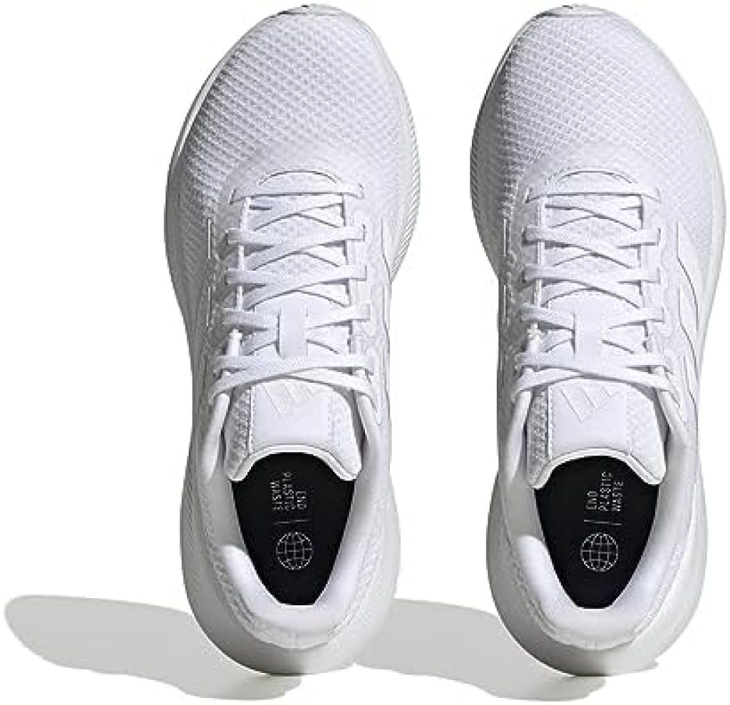 Son unas zapatillas ecológicas, ya que están fabricadas con materiales reciclados.
Son fáciles de limpiar y cuidar.