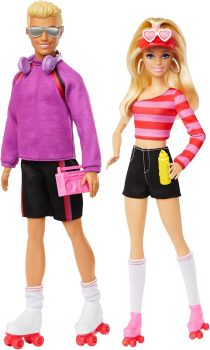Barbie Fashionistas Barbie y Ken Patinadores, Pack muñeca y muñeco rubios con patines y accesorios de patinaje, colección 65º aniversario, juguete regalo para niños y niñas +3 años, HXK90