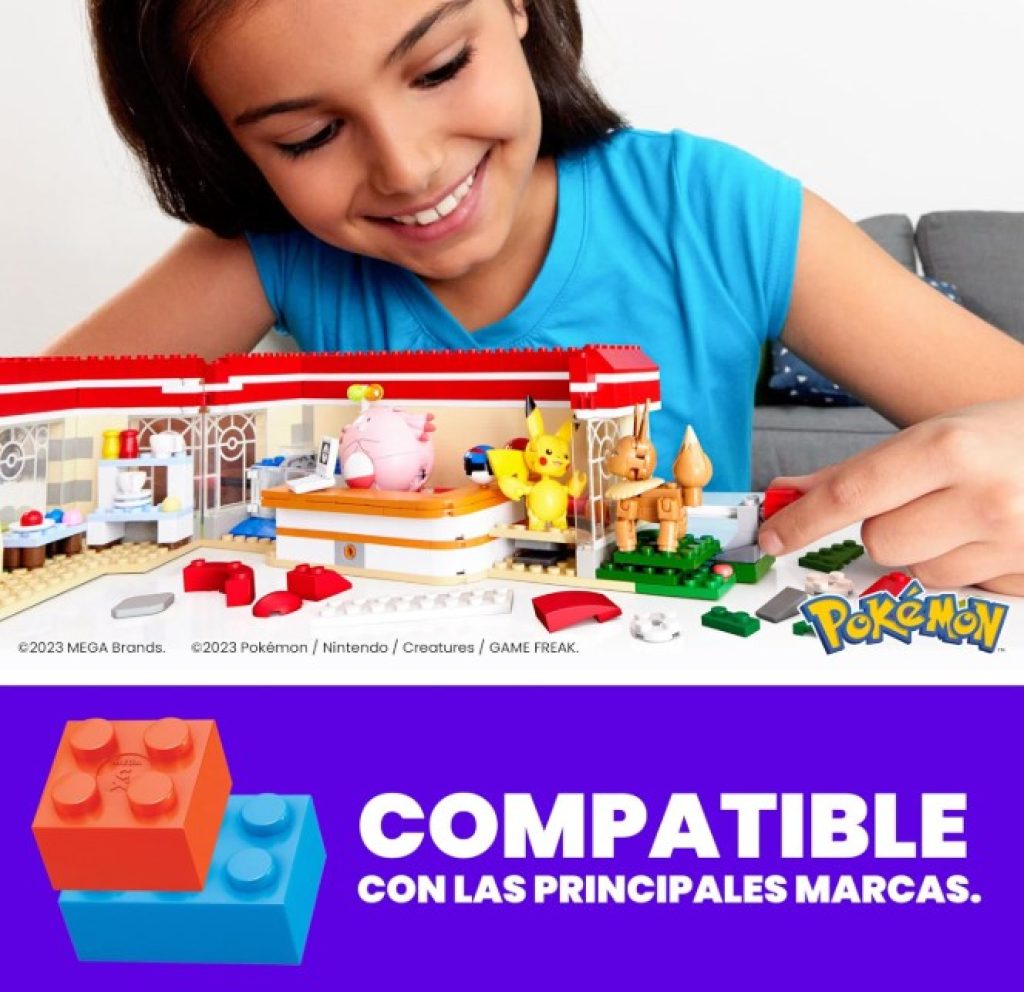 Mega Construx Pokémon Centro Pokemon en el Bosque +600 Bloques de construcción con 4 Personajes, Juguete +8 años (Mattel HNT93)