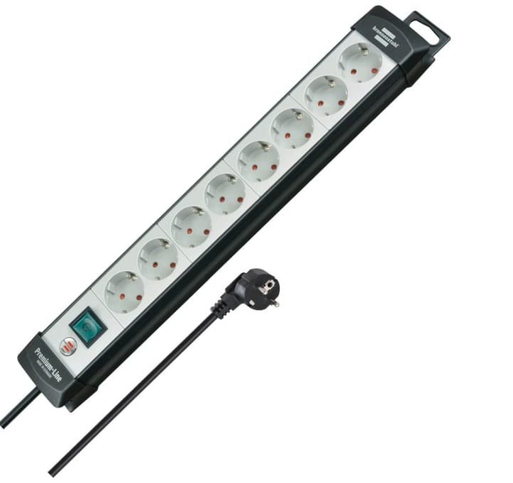 Regleta automática con 8 tomas de corriente Regteta Premium-Line light 5m H05VV-F 3G1,5