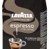 Lavazza, Qualità Rossa, Café en Grano Natural, Ideal para la Máquina de Café Espresso, con Notas Aromáticas de Chocolate y Frutos Secos, Arábica y Robusta, Intensidad 5, Tueste Medio, Paquete de 1 kg